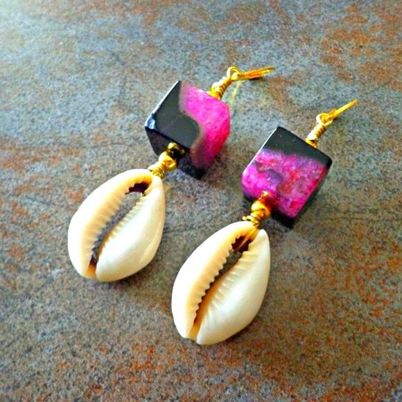 Agate Shell Earrings, Natural Stone, Druzy - Picture 2 of 3
